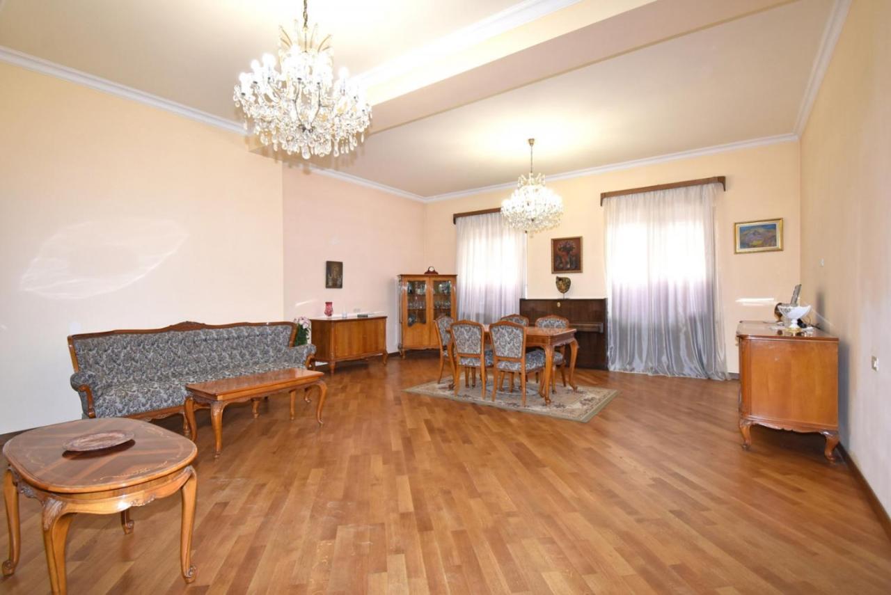 Homestay At City Center エレバン エクステリア 写真